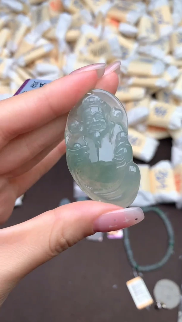 【闪购商品】翡翠挂件未镶嵌—