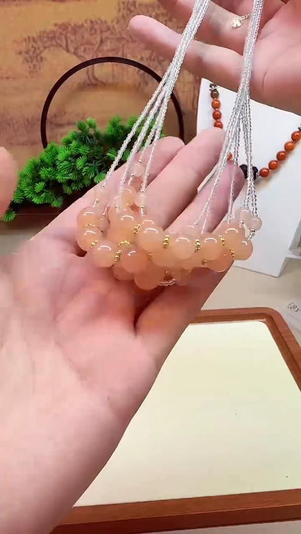 14K金镶嵌和田玉耳饰X117