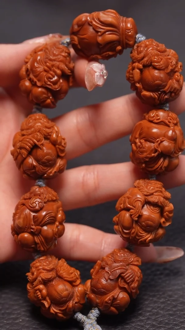 手串橄榄核2.4/整身钟馗