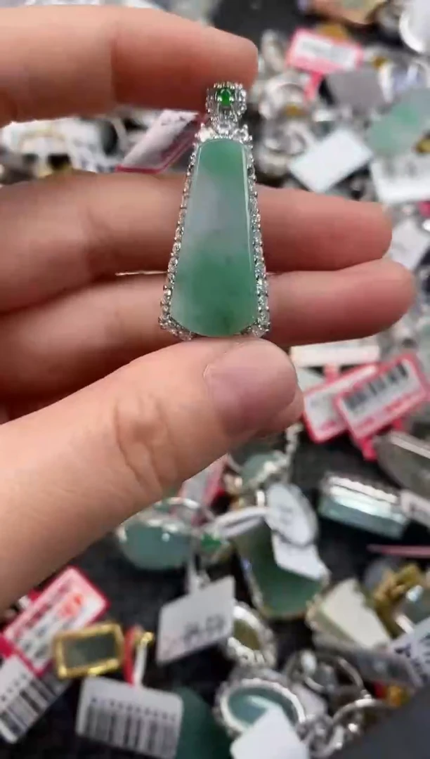 银S925镶嵌戒指翡翠222             8