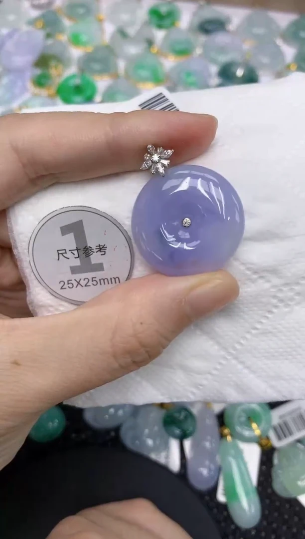 颈饰18K金镶嵌翡翠1111111