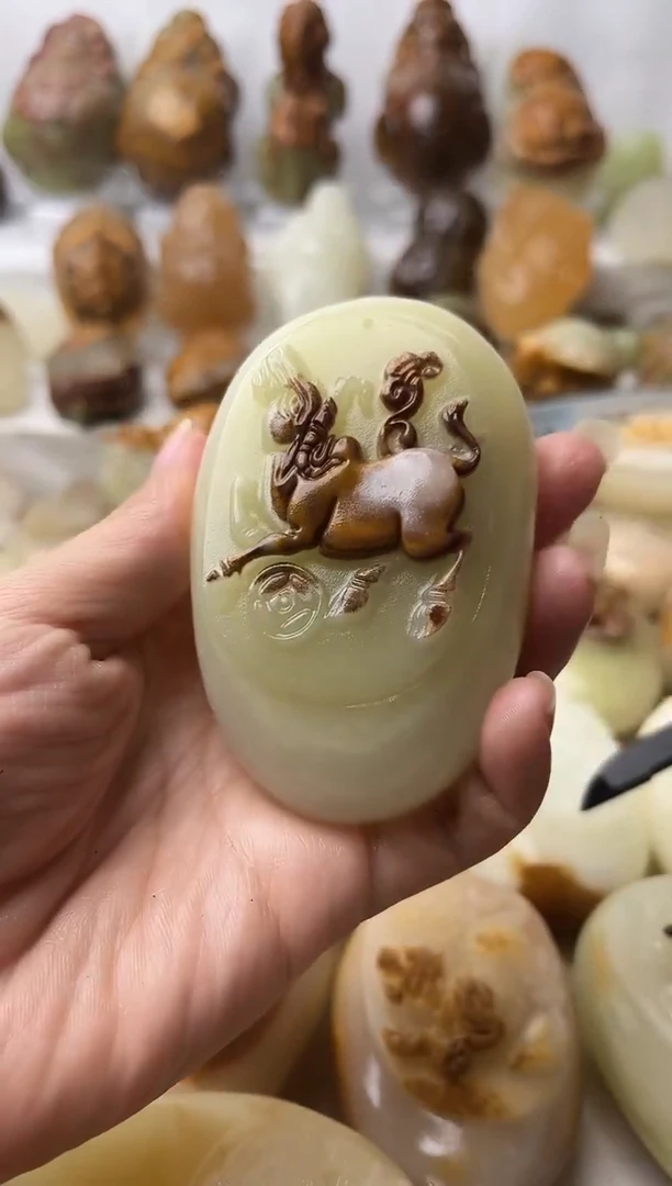 石材方解石手把摆件不退换牛