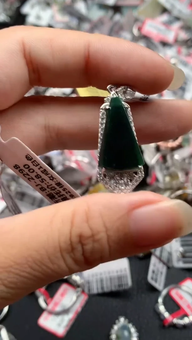 银S925镶嵌戒指翡翠天然A货缅甸翡翠