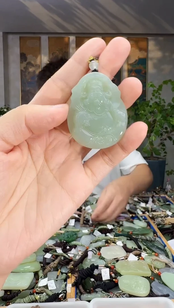 未镶嵌和田玉挂件拍一发一