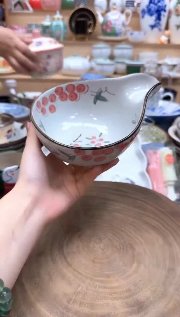 如图所示 雨儿日瓷