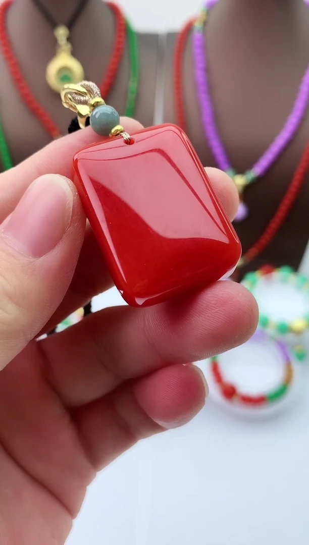 【闪购商品】翡翠颈饰14K金镶嵌D214吊坠