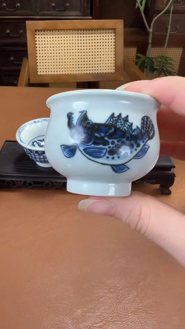 青花鲑鱼卢士杯