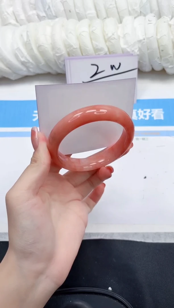 未镶嵌手镯石英质玉107-62-仪式感