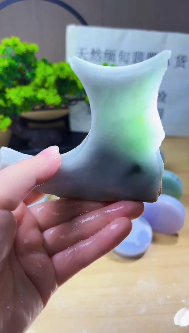 颈饰未镶嵌翡翠翡翠A货 丹 866