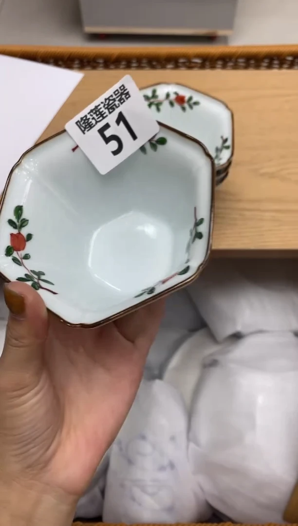 瓷片隆莲瓷器欢迎大家