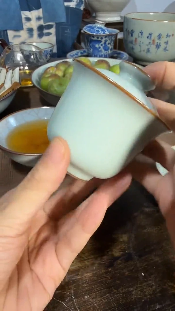 /687汝釉素面盖碗-特