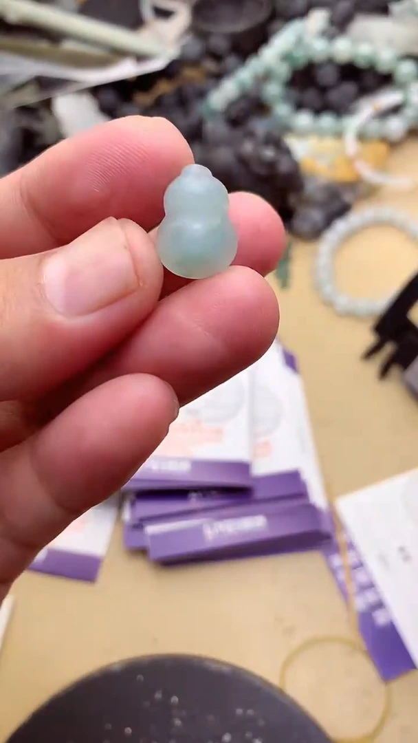 定制翡翠未镶嵌翡翠1