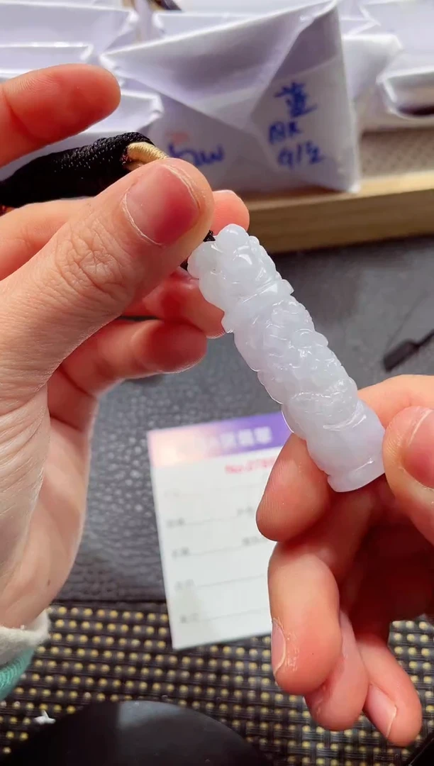 颈饰未镶嵌翡翠000111