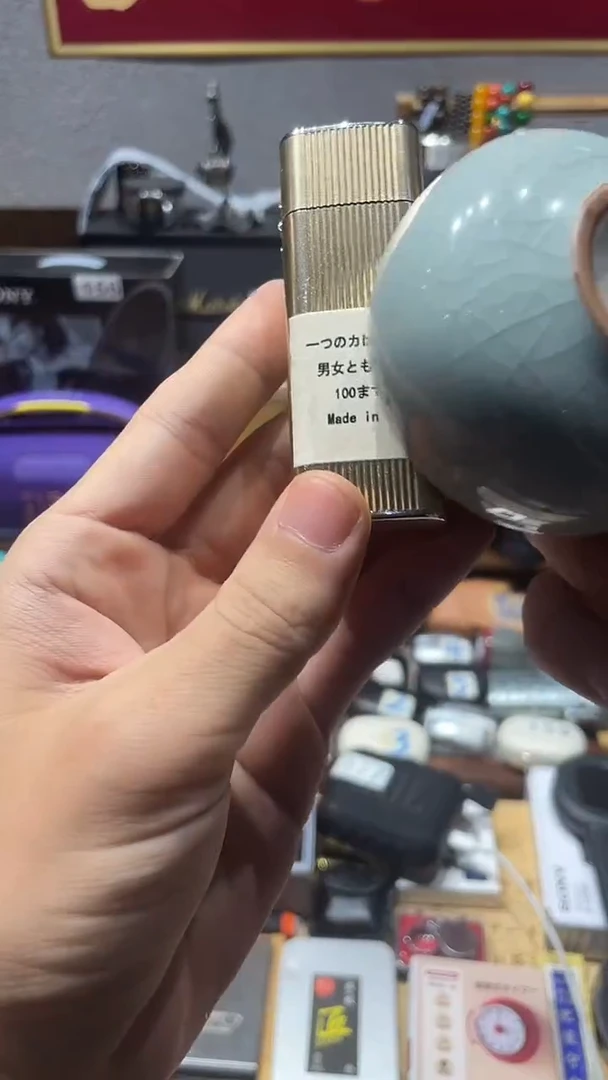 瓷片闪购商品 如图所示
