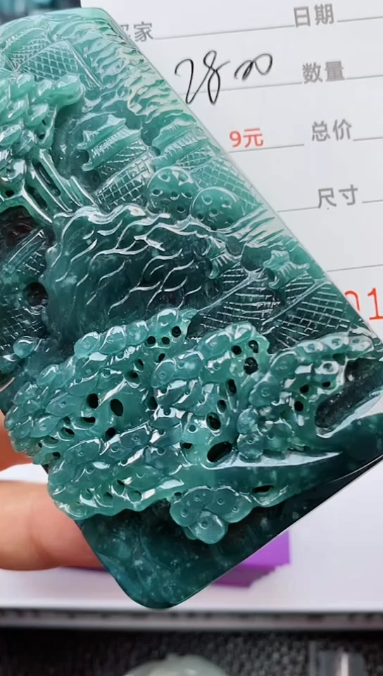 【闪购商品】翡翠颈饰未镶嵌