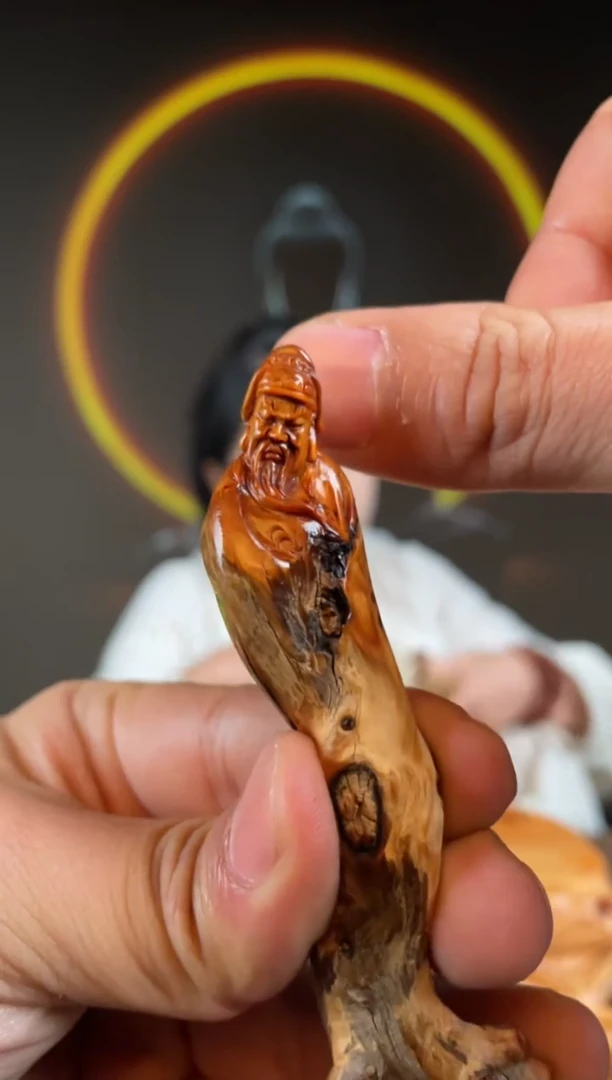 柏木（崖柏）手工摆件,先抢先得! 编号:333