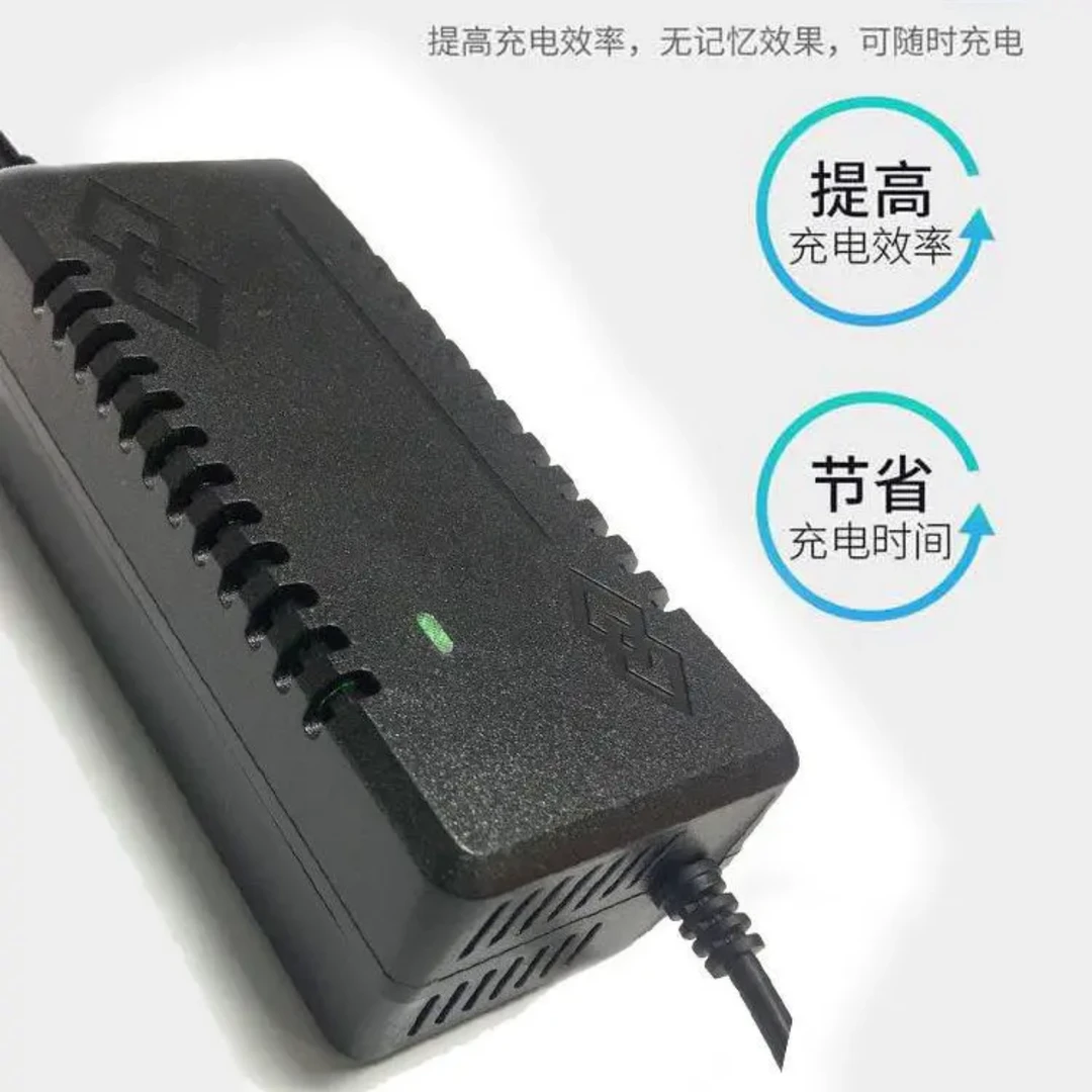 充电器12V伏 5A快速散热充电器