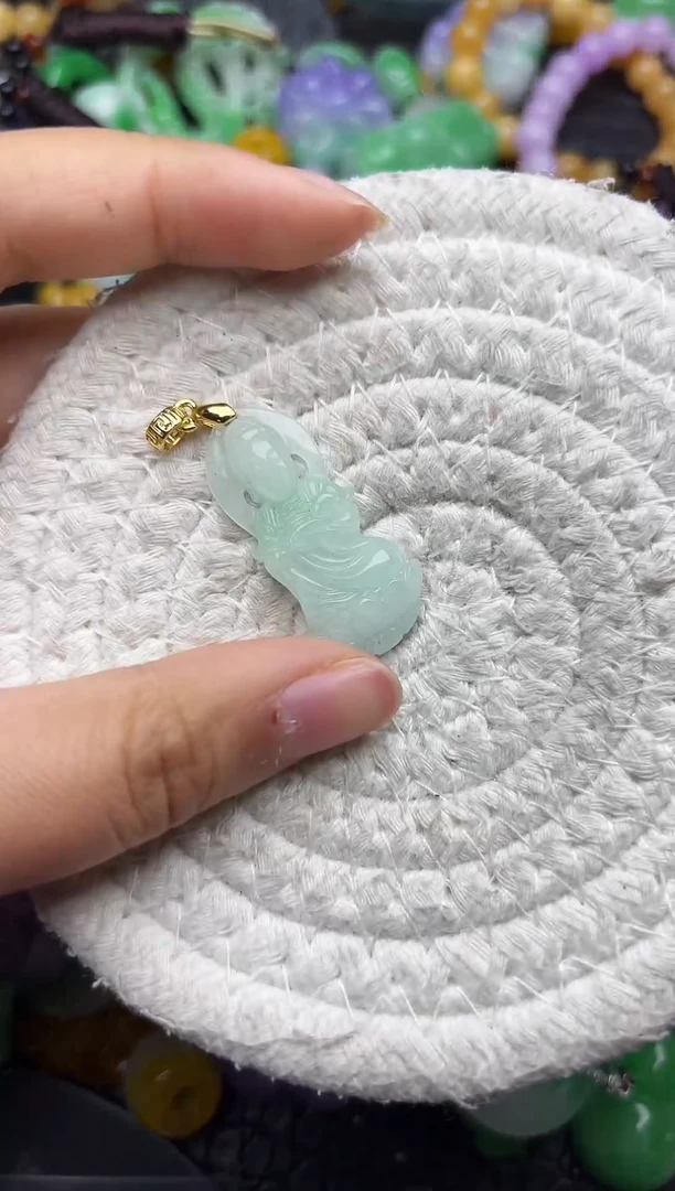 颈饰未镶嵌翡翠缅甸翡翠吊坠