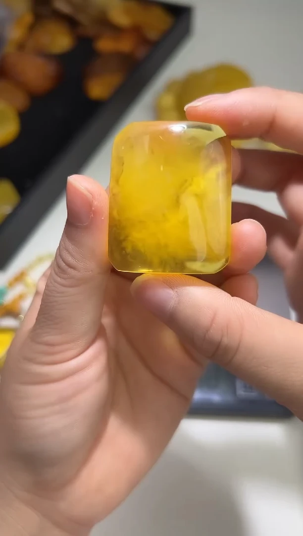 裸石琥珀未镶嵌琥珀蜜蜡吊坠
