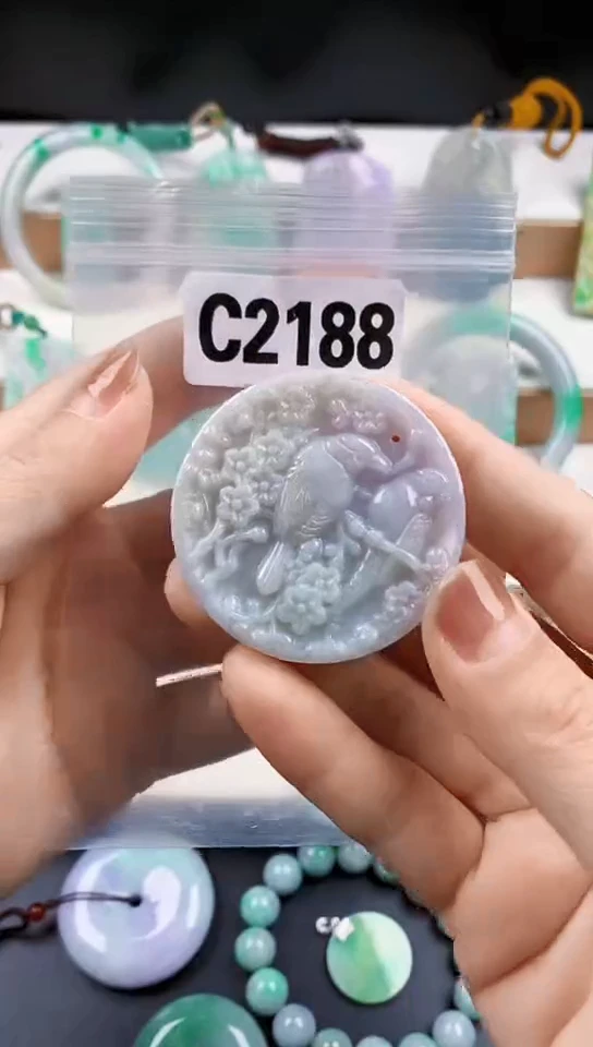 颈饰未镶嵌翡翠天然翡翠吊坠挂件