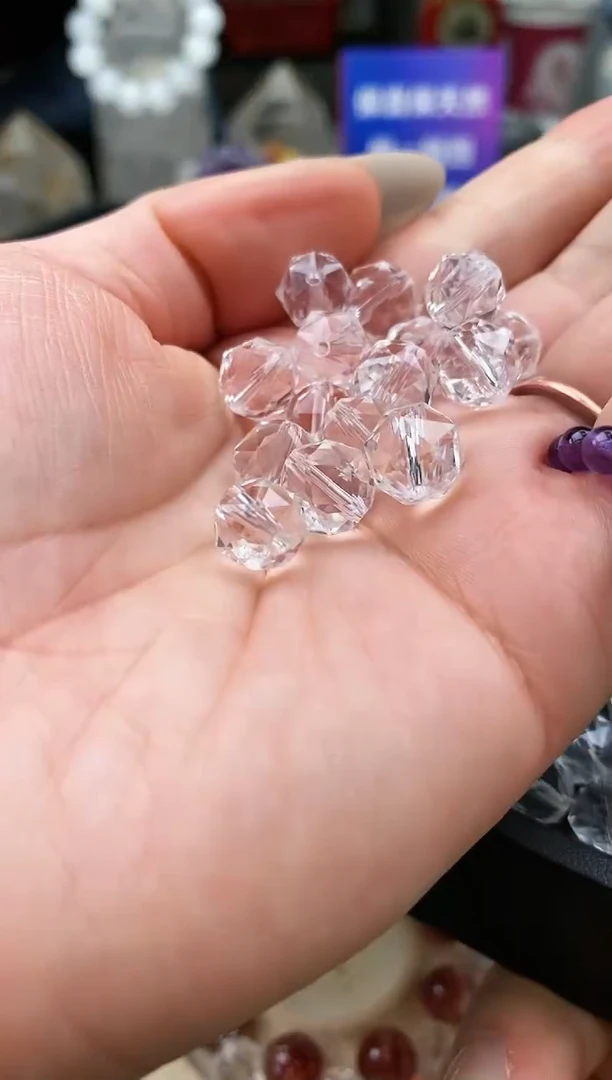 【闪购商品】水晶颈饰未镶嵌7a多样性发其一/2.2/2个