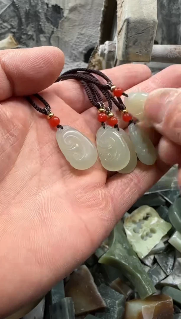 【闪购商品】和田玉颈饰未镶嵌吊坠 多样性拍一发一件