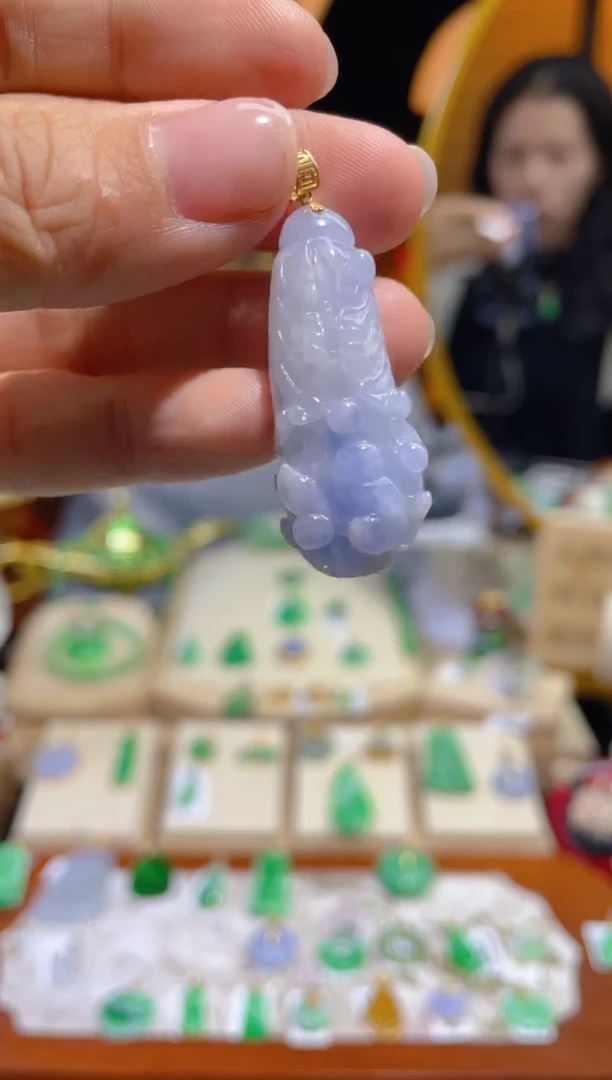 【闪购商品】翡翠颈饰18K金镶嵌假一赔三