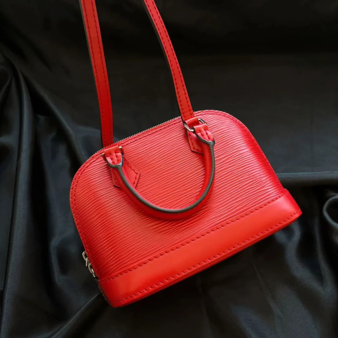 95新 LouisVuitton/路易威登 坤球奢选lvnano贝壳包