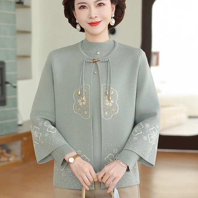 2025新款妈妈春秋国风针织两件套上衣洋气中老年女秋冬装毛衣套装