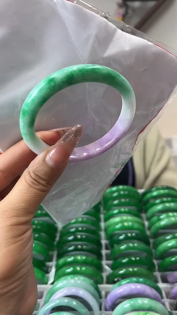 【闪购商品】砖雕h55 圈口55.7 独货手镯