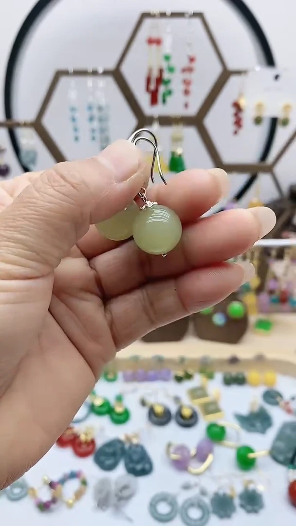 未镶嵌和田玉耳饰333粗