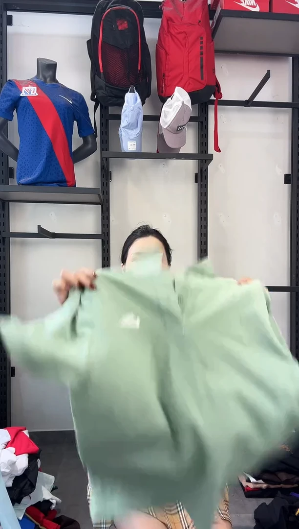 291 ·编码 耐克卫衣服饰过款为准 尺码·