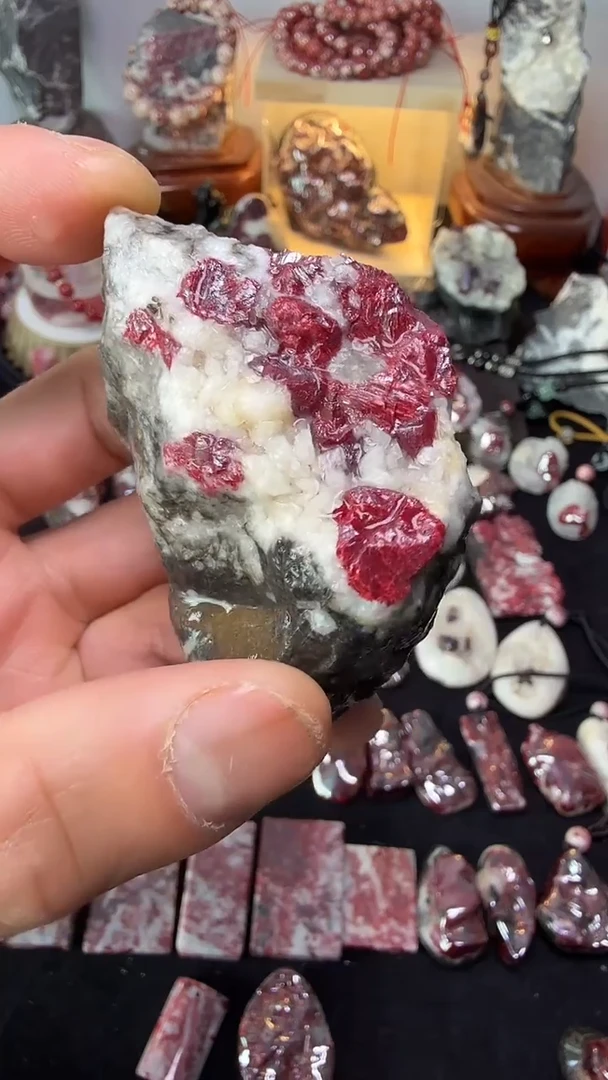 天然辰砂大晶砂随行吊坠