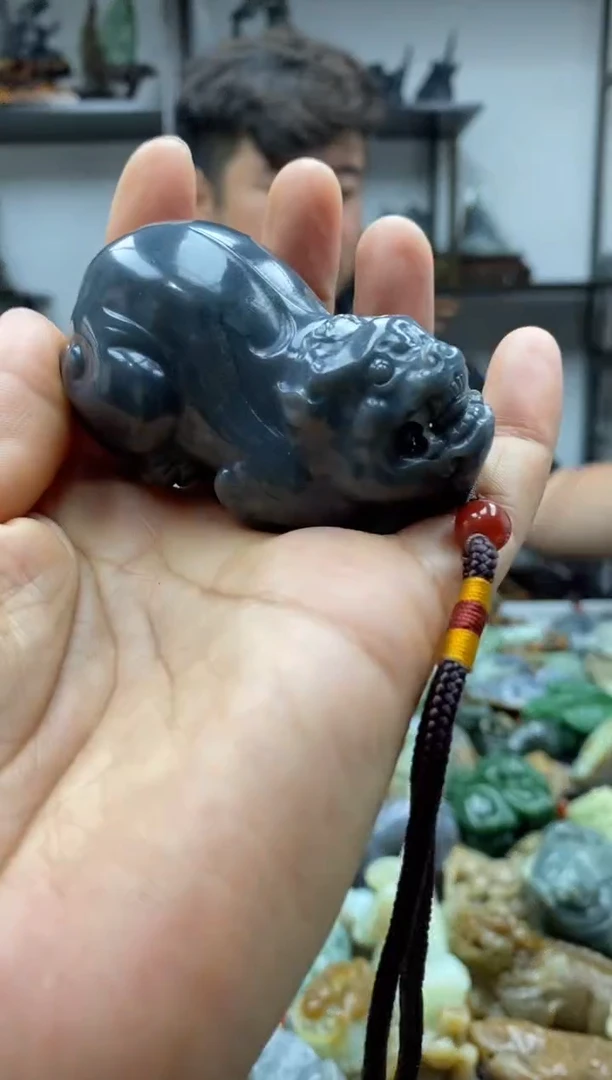 和田玉未镶嵌把件1