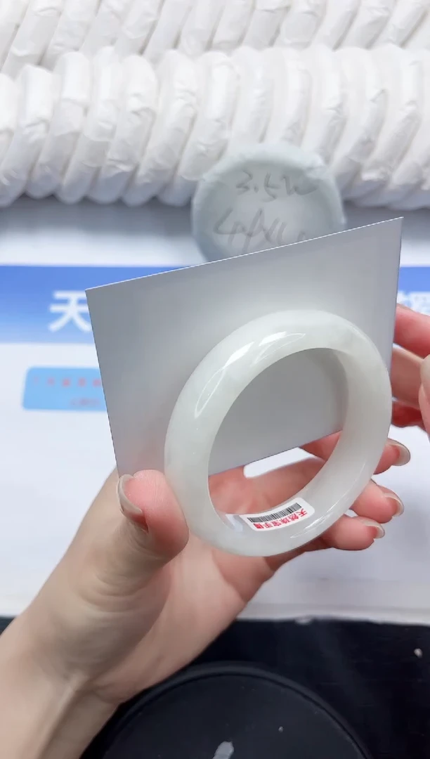 和田玉手镯未镶嵌346-56