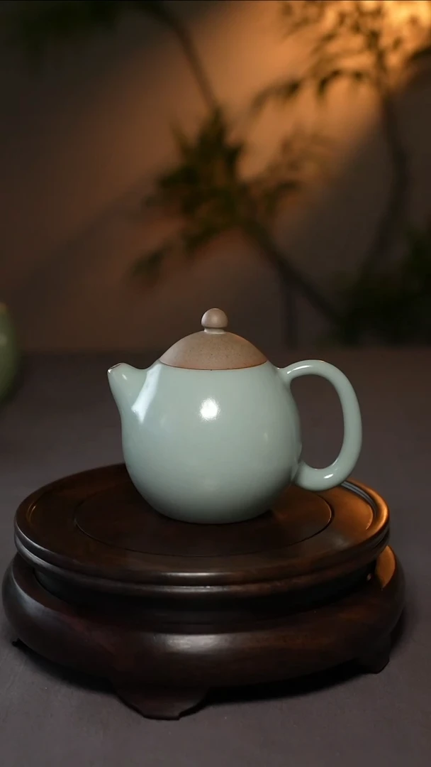 柴烧仿古汝官釉原产地龙旦壶