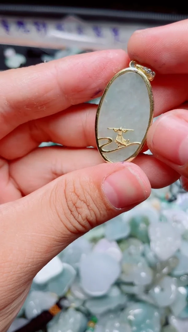 翡翠未镶嵌颈饰翡翠吊坠（不含链）176