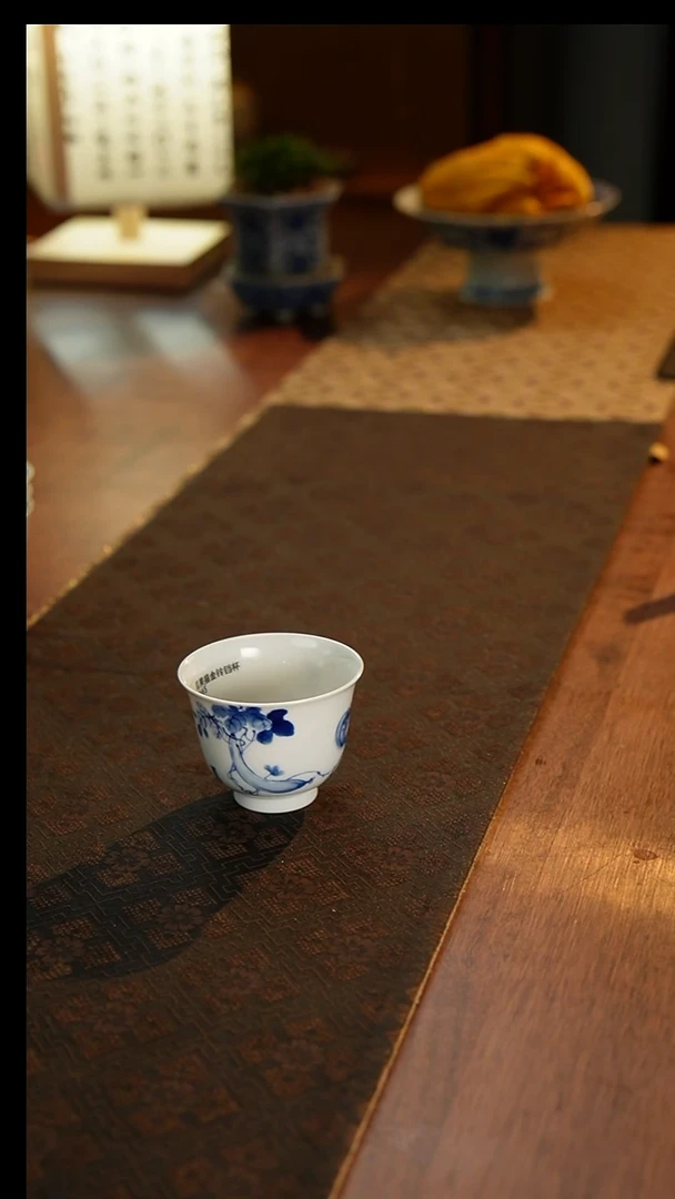 艺家仁青花瓜果铃铛杯