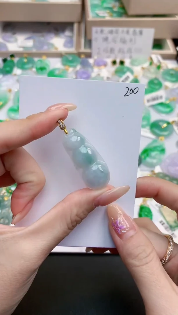 颈饰未镶嵌翡翠天然缅甸A货翡翠