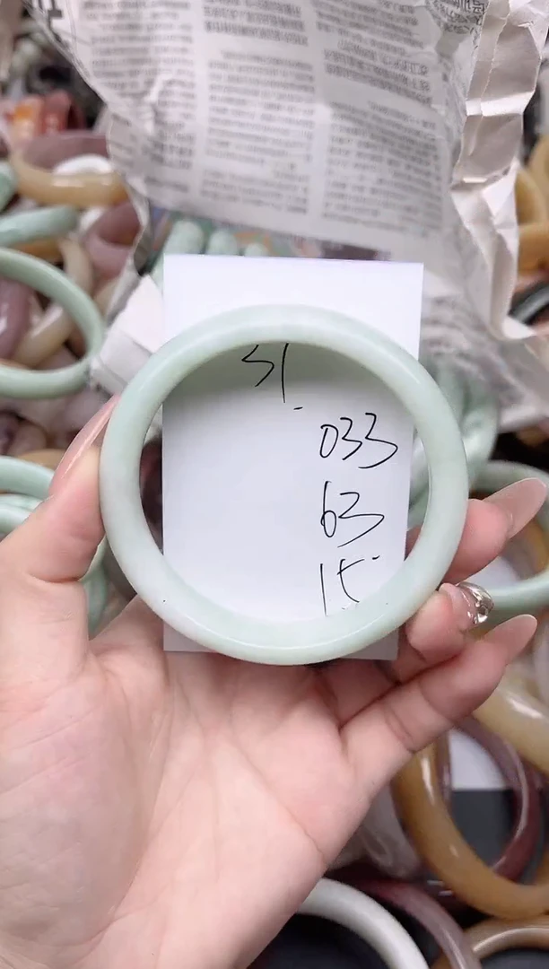 未镶嵌手镯石英质玉033