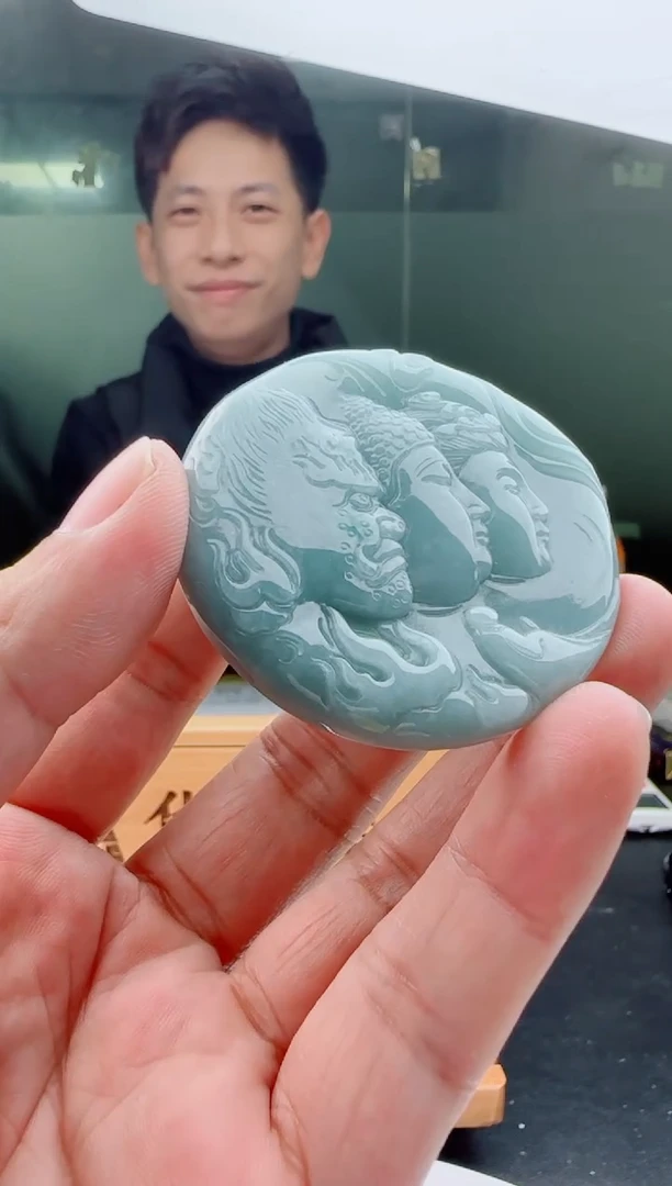 【闪购商品】翡翠颈饰未镶嵌一念