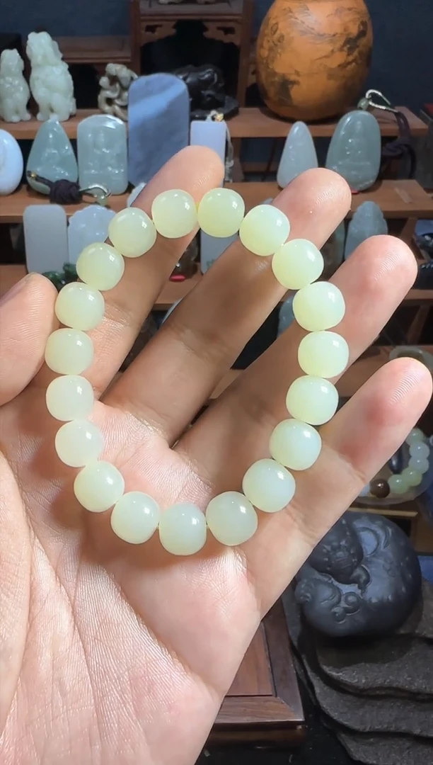 颈饰未镶嵌和田玉咚*1