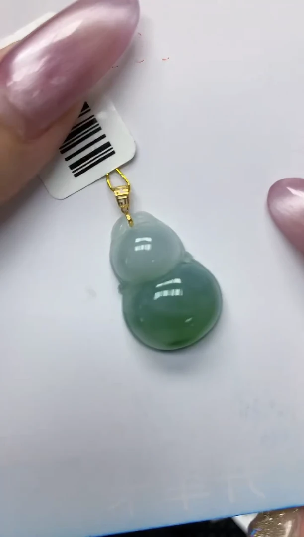 翡翠18K金镶嵌颈饰1111111111