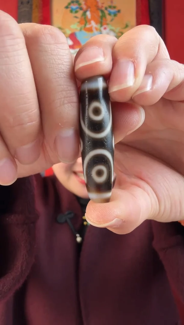 无非金属六眼黑色珠子