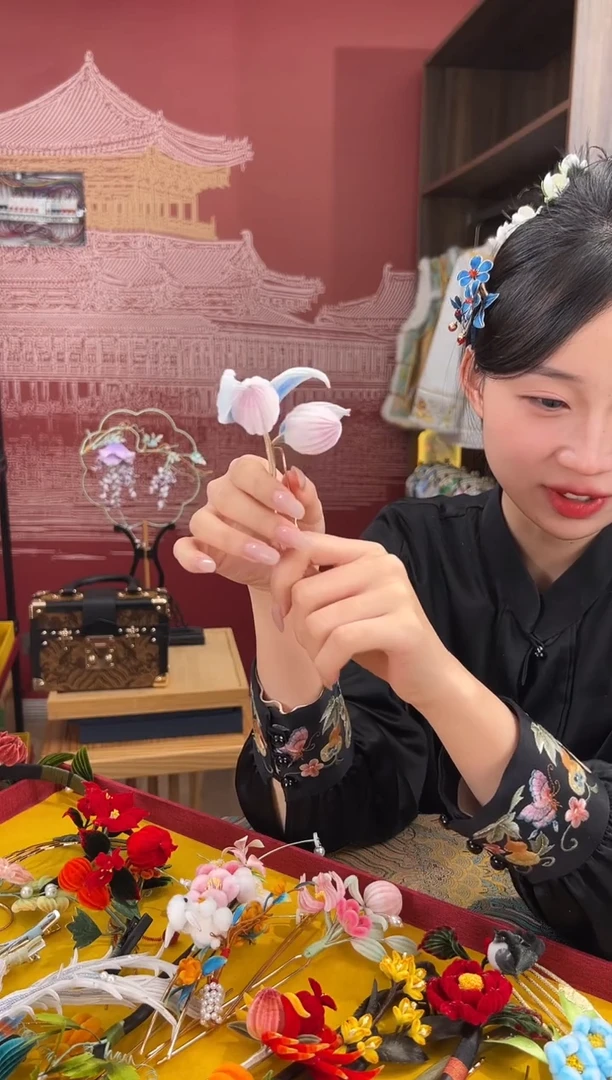 【闪购商品】刺绣非遗绒花（发饰）