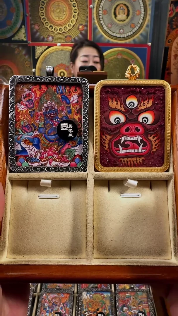 【闪购商品】吊坠壹善缘城手绘唐卡黑六臂马头明面双面铜壳