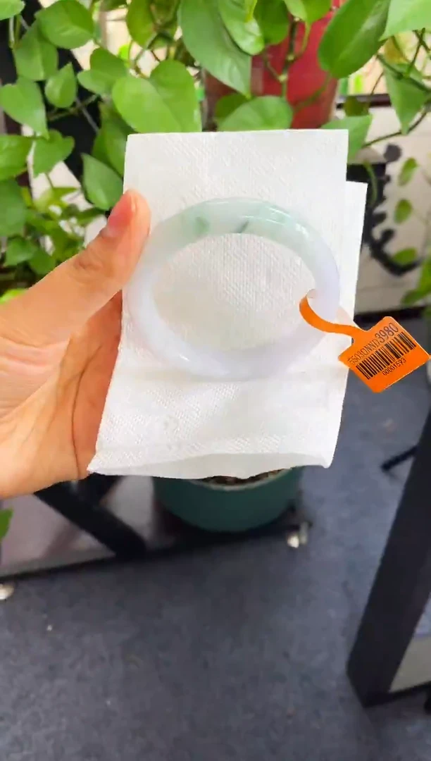 未镶嵌手镯翡翠137-56