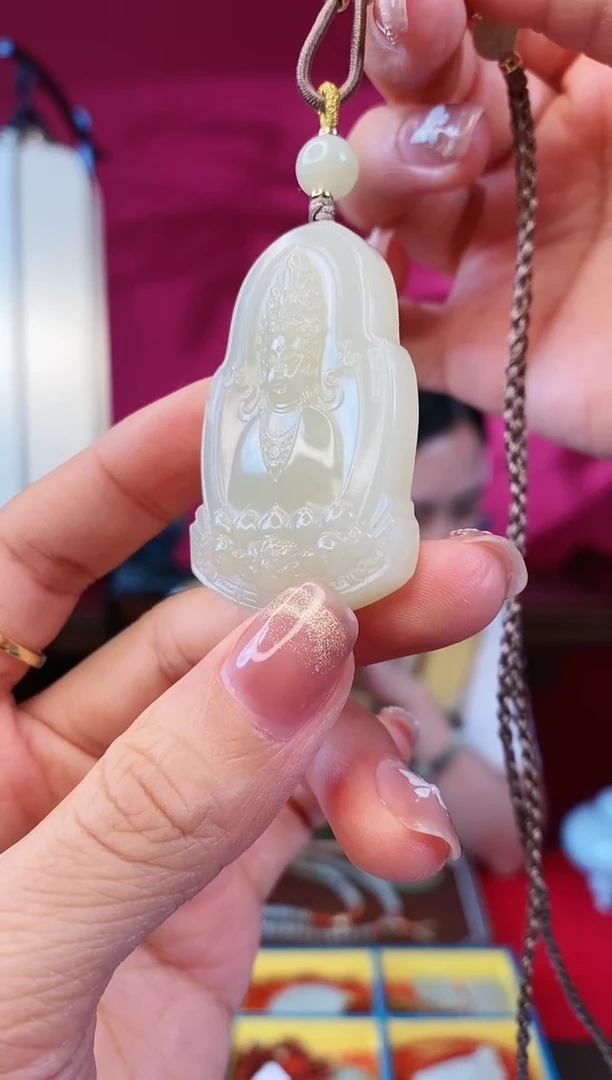 和田玉未镶嵌挂件甘黄观音牌约48mm