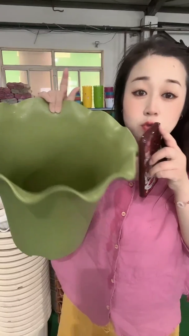 荷叶边5005绿色无托两个