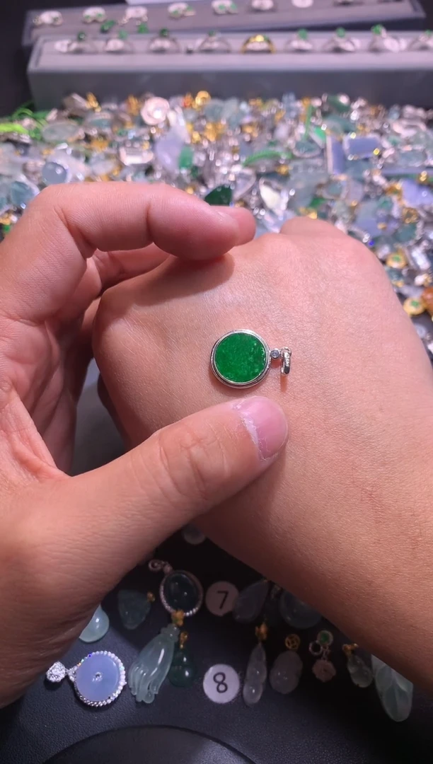 【闪购商品】翡翠吊坠(不含链)银S925镶嵌11